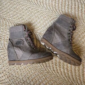 Sorel Lexie Taupe Lace-Up Wedge Boots